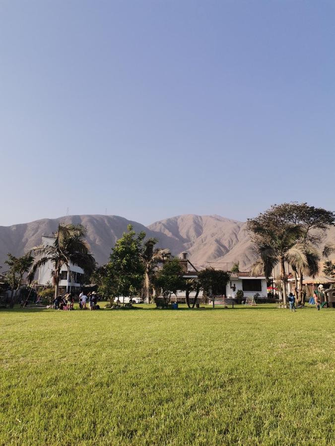 Mi Pequeno Club Hotel Lima Buitenkant foto